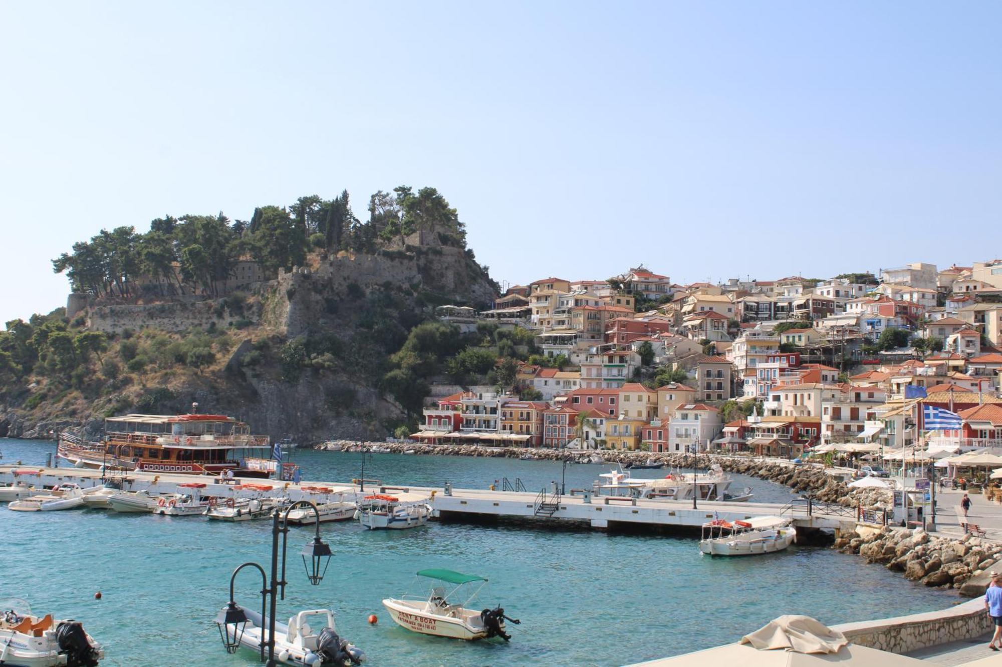 Hotel Paralia Stoudios Parga Exterior foto